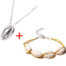 Load image into Gallery viewer, Necklaces for Women Seashell Shape Pendant Simple Seashell Ocean Beach