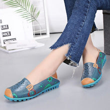 Load image into Gallery viewer, Ladies Shoes Genuine Leather Sneakers Women Loafer Round Toe Fashion Women