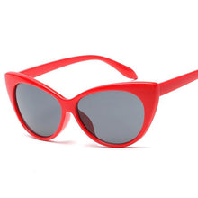 Load image into Gallery viewer, Fashion Sunglasses Women Designer Black Red Eyewjear Vintage Female Catekyes Sun glasses