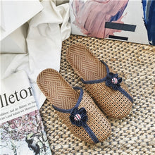 Load image into Gallery viewer, Women Shoes Breathable Linen Slippers Casual Flat Slides With Flower Woman Home Slippers 2019